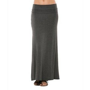Maxi skirt